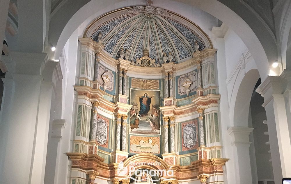 La Imagen de la Virgen tienen más de 200 años. Basílica Catedral Metropolitana Santa María La Antigua